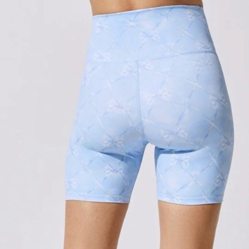 LOVESHACKFANCY X BEACH RIOT Bike Short BEAUX BLUE TIE DYE Size XS - Picture 2 of 7